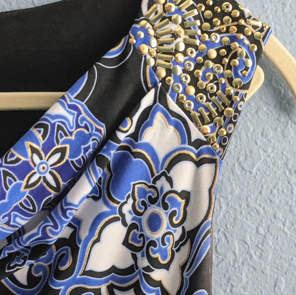 Cache Dress - Picture 5 of 12